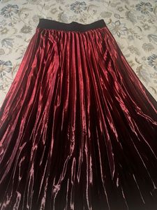 Stretchable Maroon Ombre Skirt