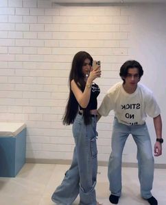 Wide Leg Cargo Jeans