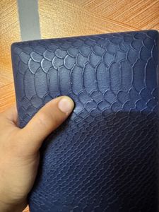 World Clutch With Flaw
