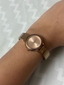 Tommy Hilfiger Quartz Analog Rose Gold Dial Metal