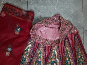 Bridal Lahenga With Duppatta