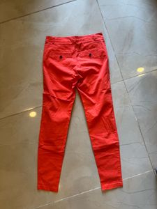 H&amp;M Women pants size 34 New