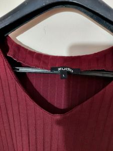 Maroon Ribbed Top ♥️