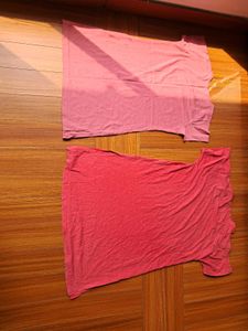 16) Pink Graphic Tees - Set of 2
