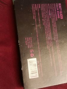 Board Professional Eyeshadow Palette