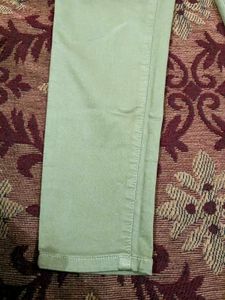 Olive Colour Jeans 👖 For Women