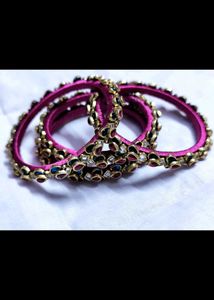 Set of 4 Pink Bangles