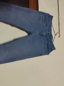 Light Wash Skinny Jeans