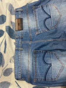 Best Light Wash Denim Jeans