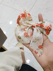 Cute Hair Bow 🤩