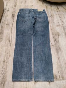 Ma2140 Levi's jeans waist 32 inches
