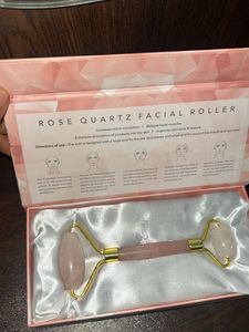RAS Luxiert Skincare Rose Quarts Face Roller