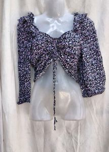 11221. Floral Print Crop Top