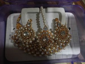 Pearl & Crystal Jewelry Set