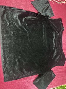 ONLY black velvet top