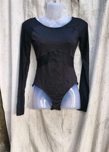 38119. Black Long Sleeve Bodysuit