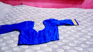 Bandhani saree blouse