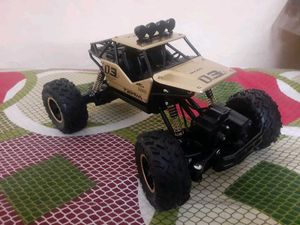 Holi Offer Last Pcs Big Rock Crawler Fix Price