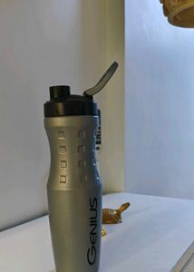 1 Ltr. Sipper Water Bottle