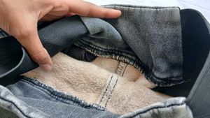 Dark Wash Skinny Jeans