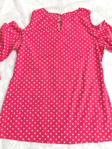 🆕 Cute Polka Dot Cold Shoulder Top
