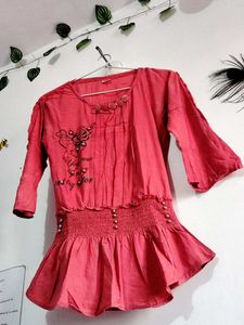 🎀 Cute Pink Girls' Top 😍