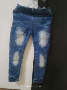Girls Blue Jeans Size 34.. Age 7to 8 Years Girls