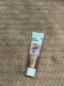Plant Base Retinol Age Defence Face Wash