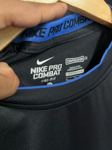 Nike Pro