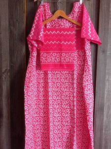 Pink Printed Kurta Set