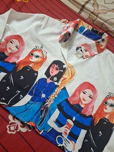 Graphic Print Blouse