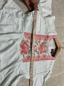 Cottan Top For Woman