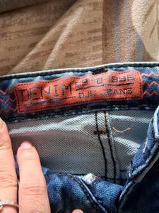 Itimatum Jeans with Belt