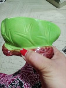 New Small Flower Pot Not In My Use.Thats Wy I Sell