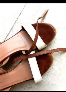 Price Drop😍Brown wedge heels❤️