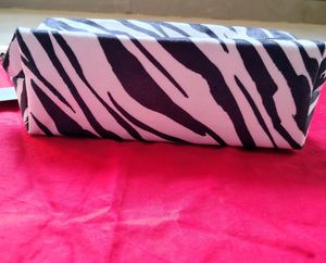 L.A Girl Makeup Storage Pouch