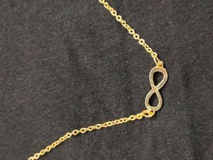 Infinity pendant chain Necklace