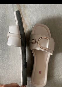 White Flat