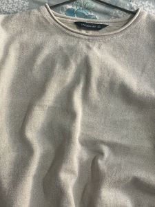 Elegant Beige Knit Sweater