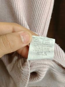 Ribbed V-Neck Long Sleeve Top