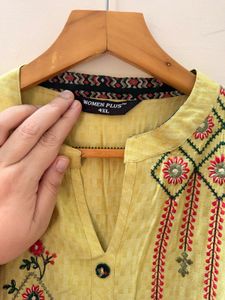 Elegant Yellow Embroidered Kurta