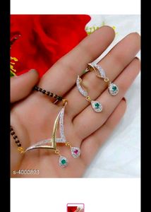 Ad Mangal Sutra Set