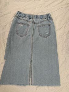 Y2K Maxi Denim Skirt ♥️