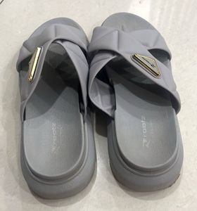 Rootz Gray Slide Sleeper
