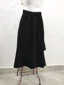 Tiered Pleated Black Midi Skirt