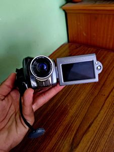 JVC Camcorder 32x Optical Zoom