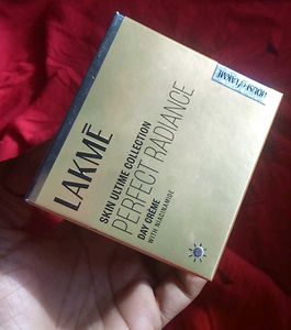 Lakme Perfect Radiance Day Creme