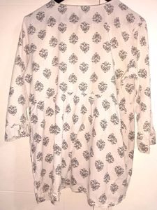 Patterned White short kurti