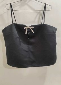 H&amp;M New Bow Statement Top