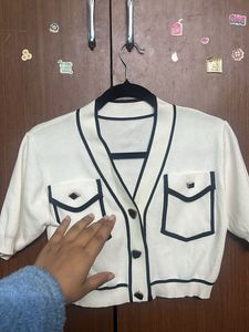 Elegant Cropped Cardigan